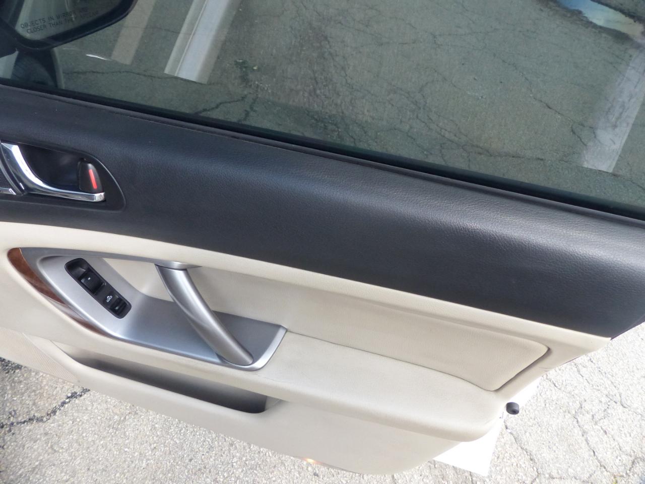 Subaru Legacy 2.5i Limited 2009