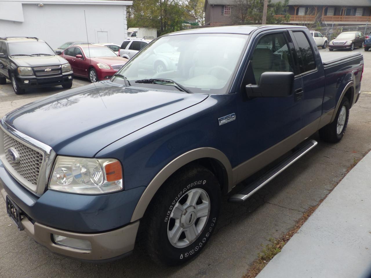 Ford F-150 Lariat SuperCab 5.5-ft Box 2WD 2004