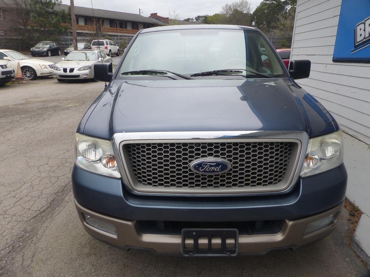 Ford F-150 Lariat SuperCab 5.5-ft Box 2WD 2004