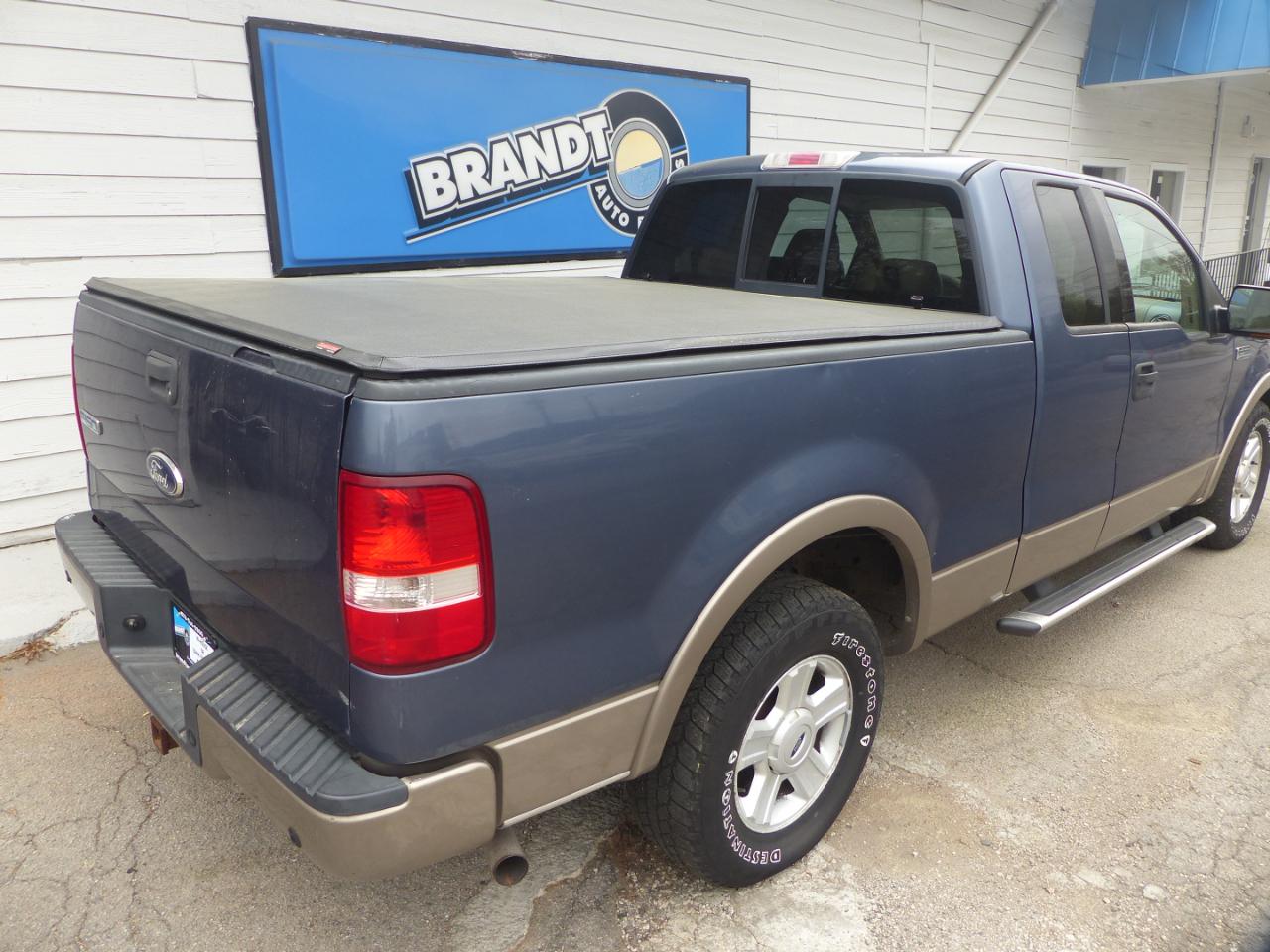 Ford F-150 Lariat SuperCab 5.5-ft Box 2WD 2004