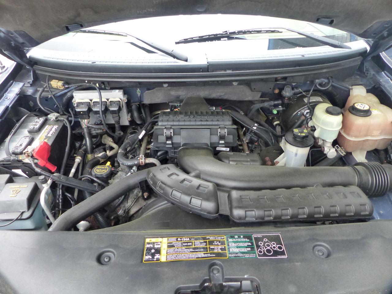 Ford F-150 Lariat SuperCab 5.5-ft Box 2WD 2004