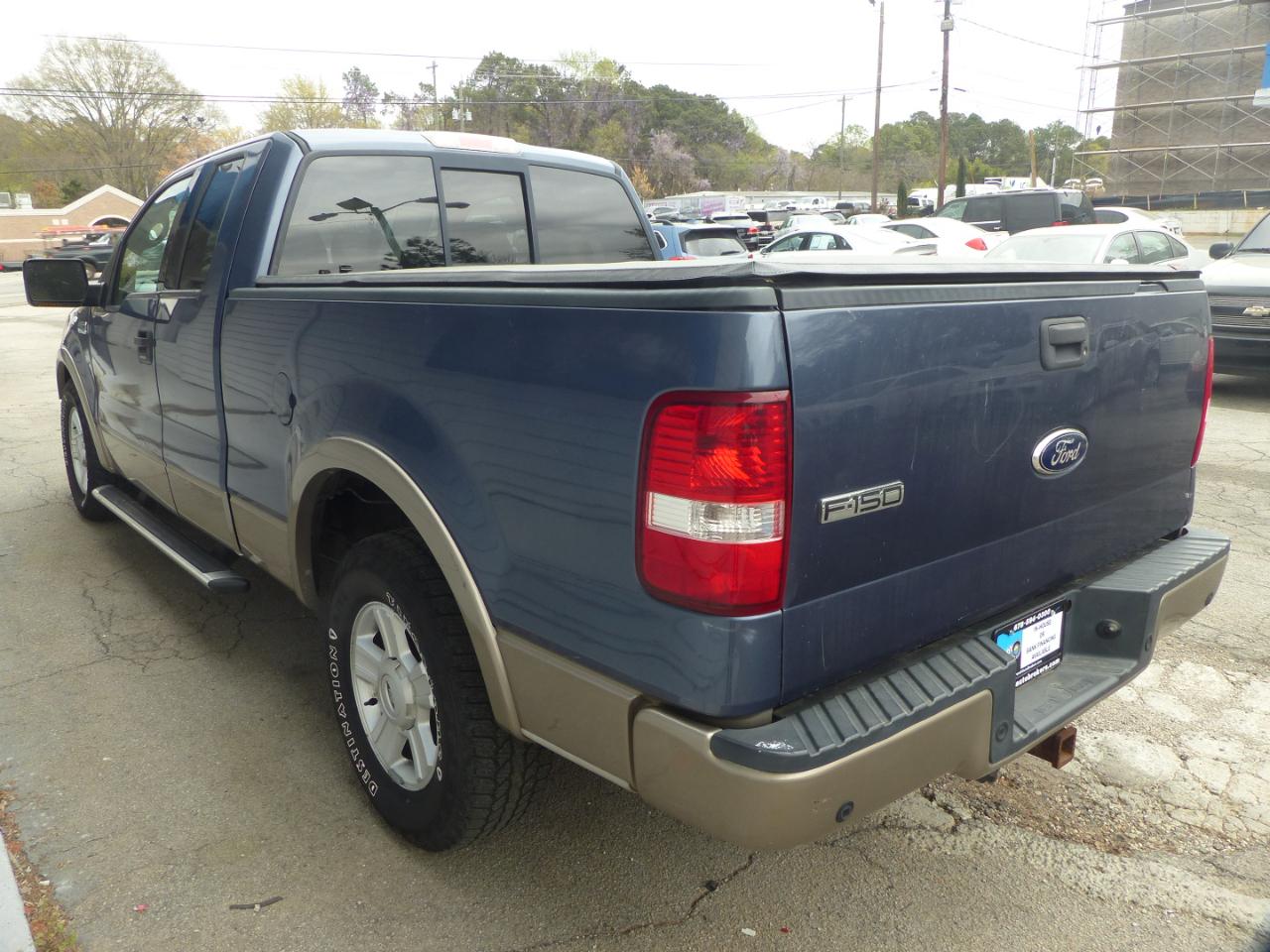 View vehicle photo 7