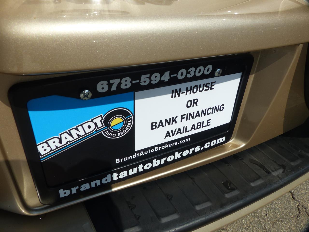 Toyota RAV4 Base I4 2WD 2011