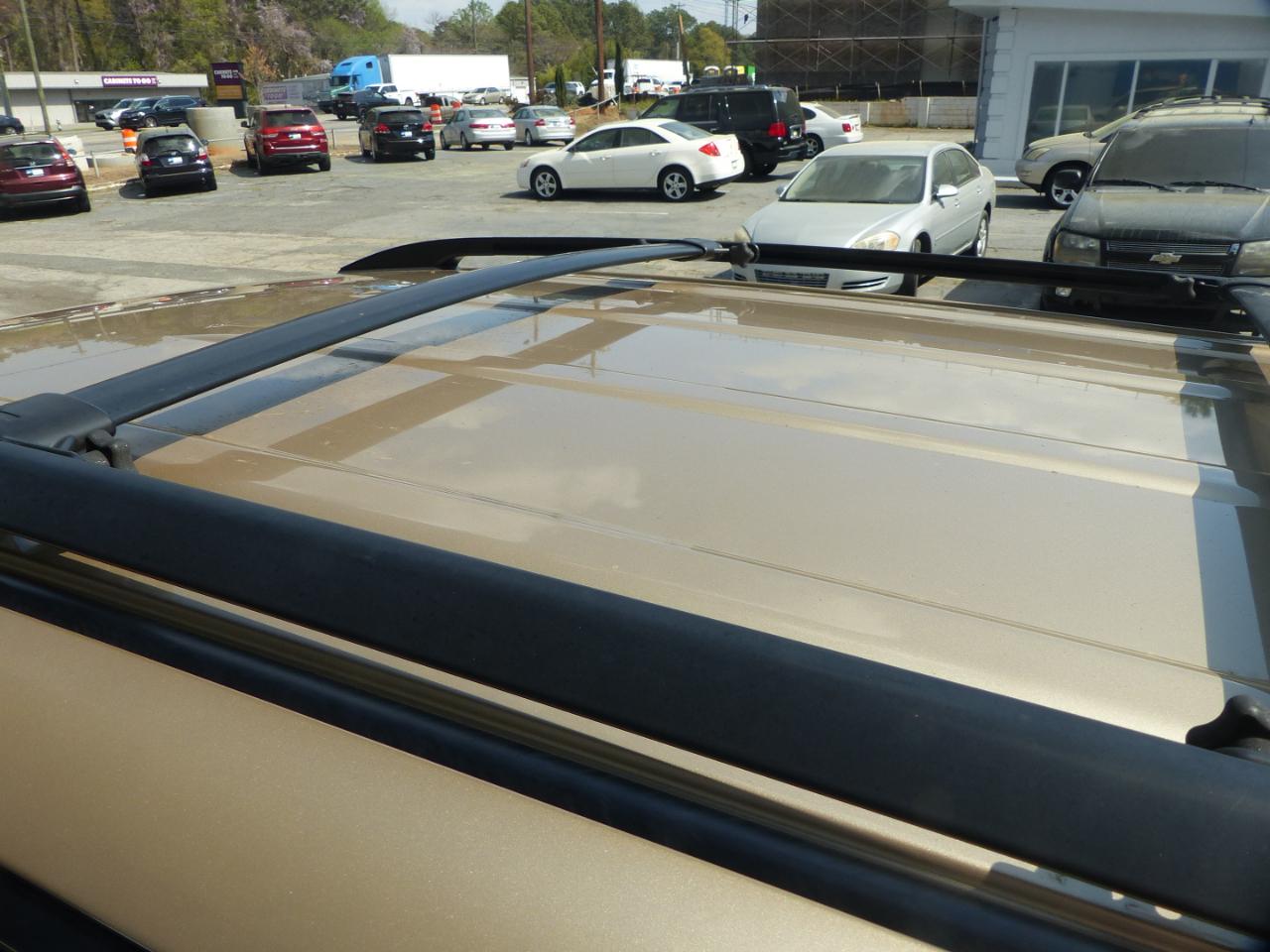 Toyota RAV4 Base I4 2WD 2011