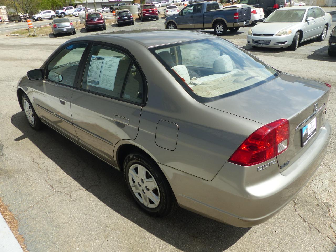 Honda Civic LX Sedan 4-spd AT 2003