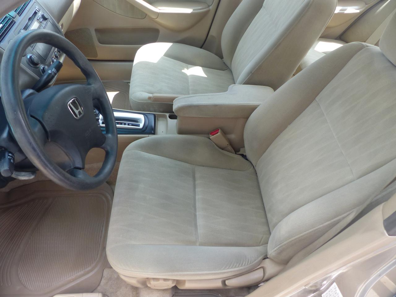 Honda Civic LX Sedan 4-spd AT 2003