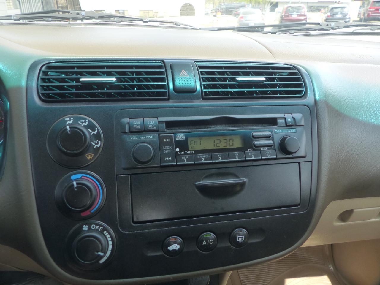 Honda Civic LX Sedan 4-spd AT 2003