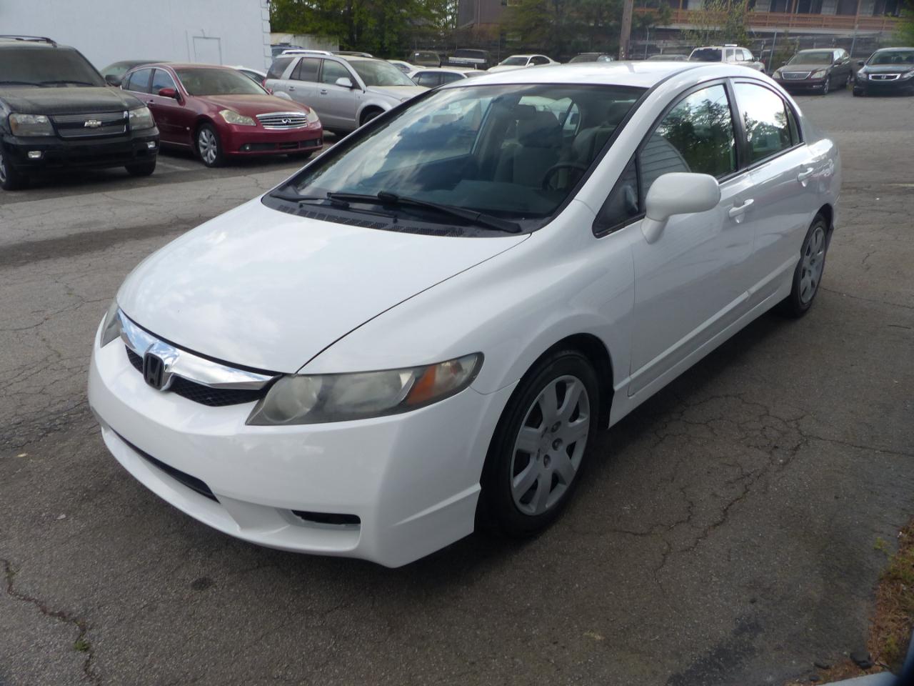 Honda Civic LX Sedan 5-Speed AT 2009