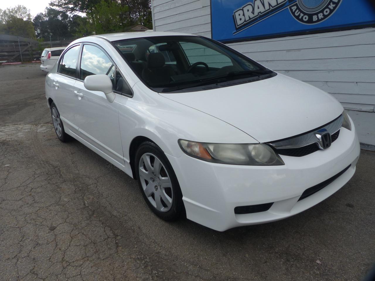 Honda Civic LX Sedan 5-Speed AT 2009