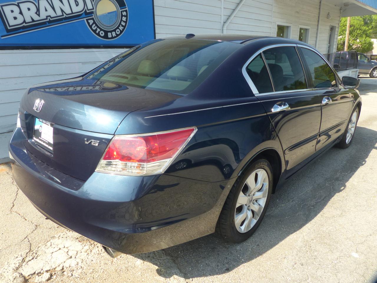 Honda Accord EX-L V-6 Sedan AT 2010