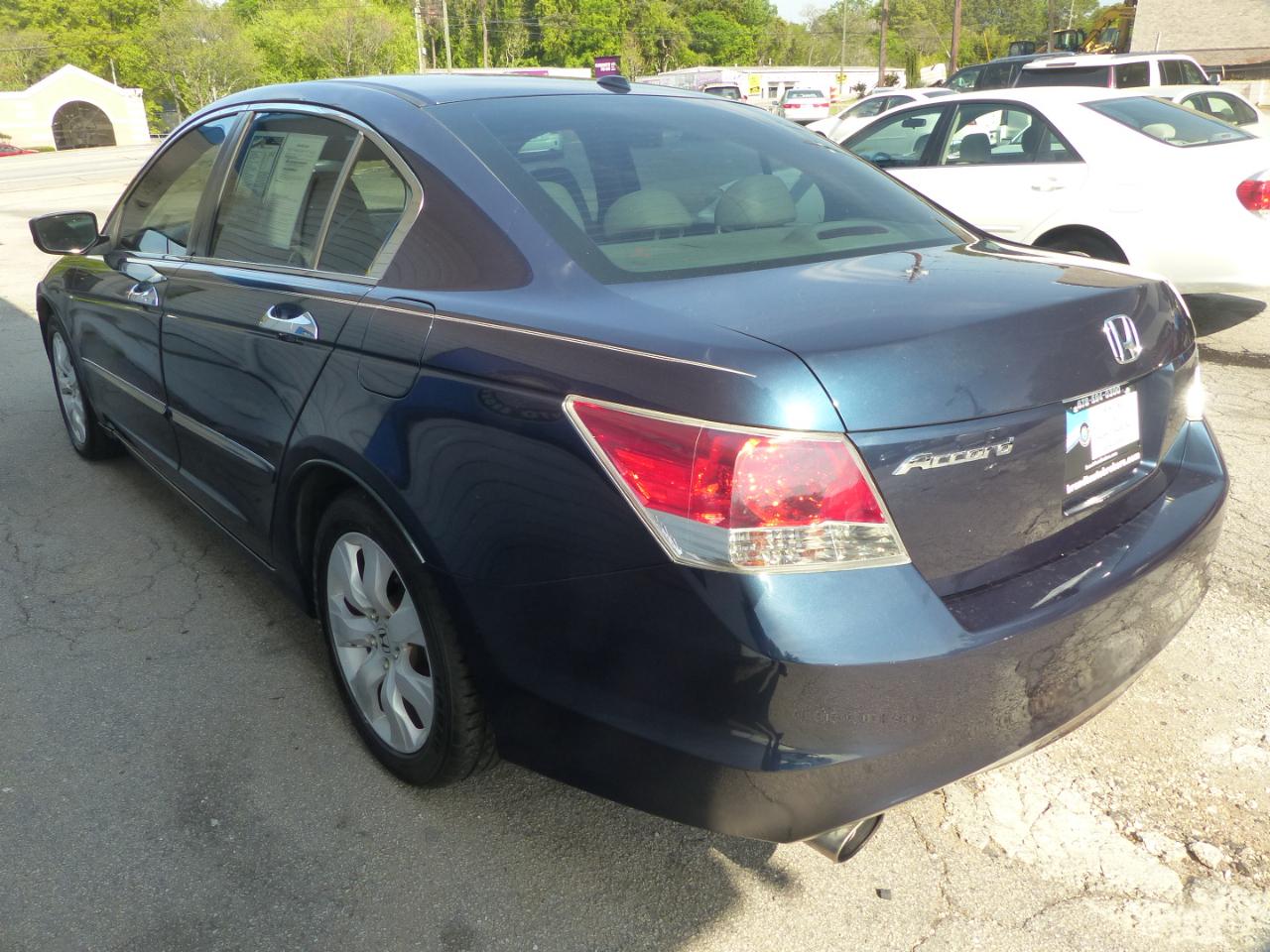 Honda Accord EX-L V-6 Sedan AT 2010