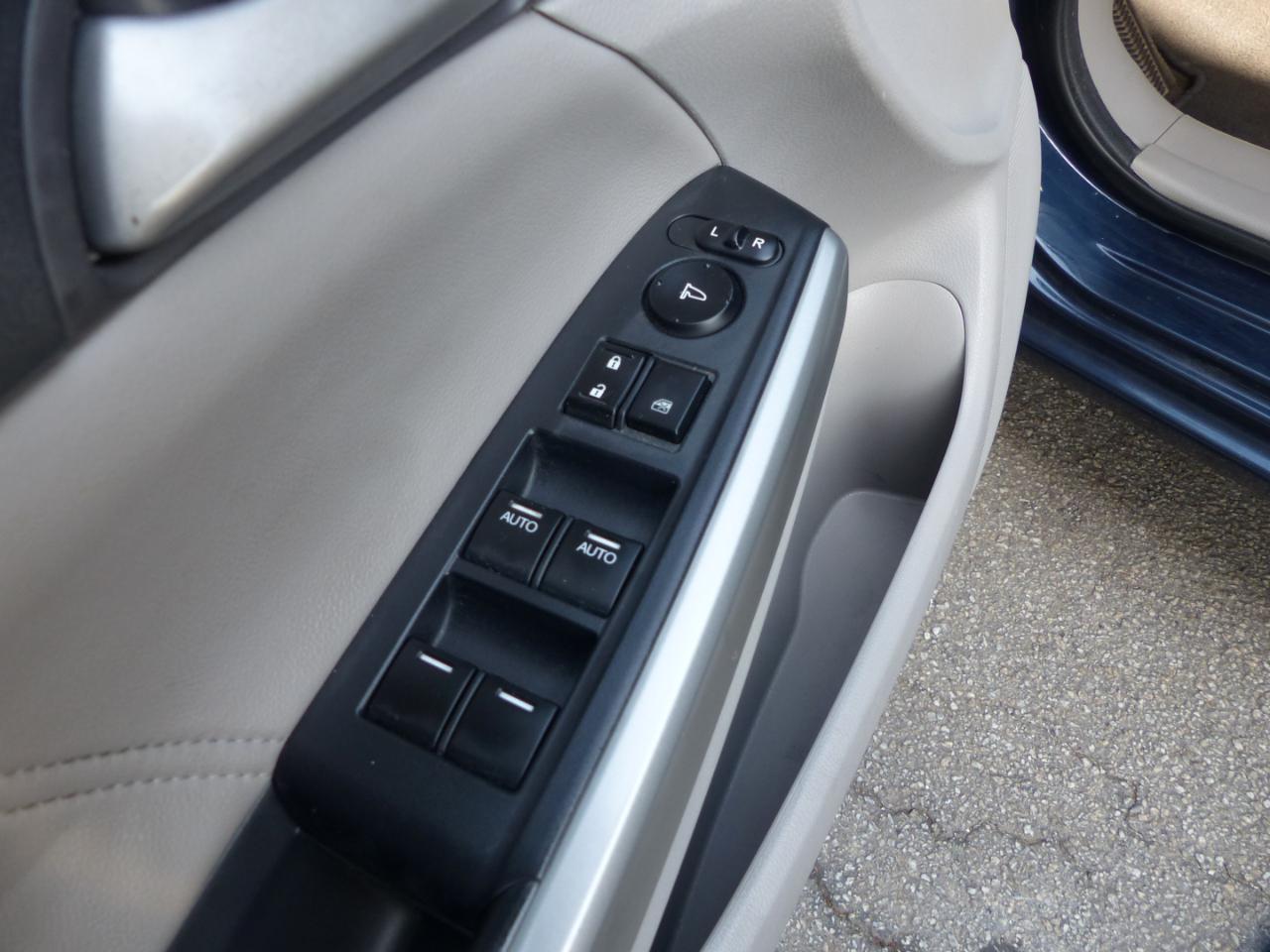 Honda Accord EX-L V-6 Sedan AT 2010