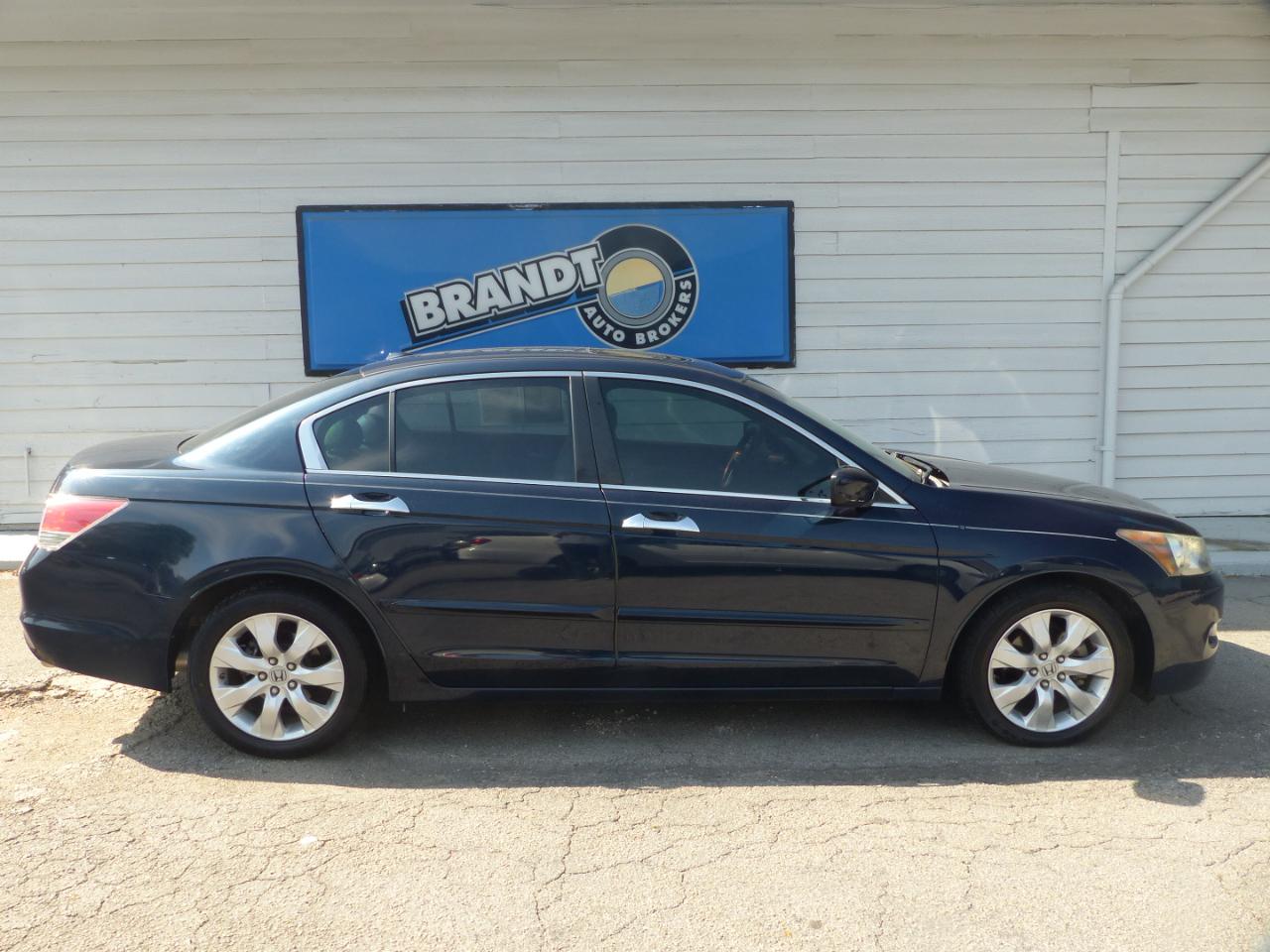 Honda Accord EX-L V-6 Sedan AT 2010