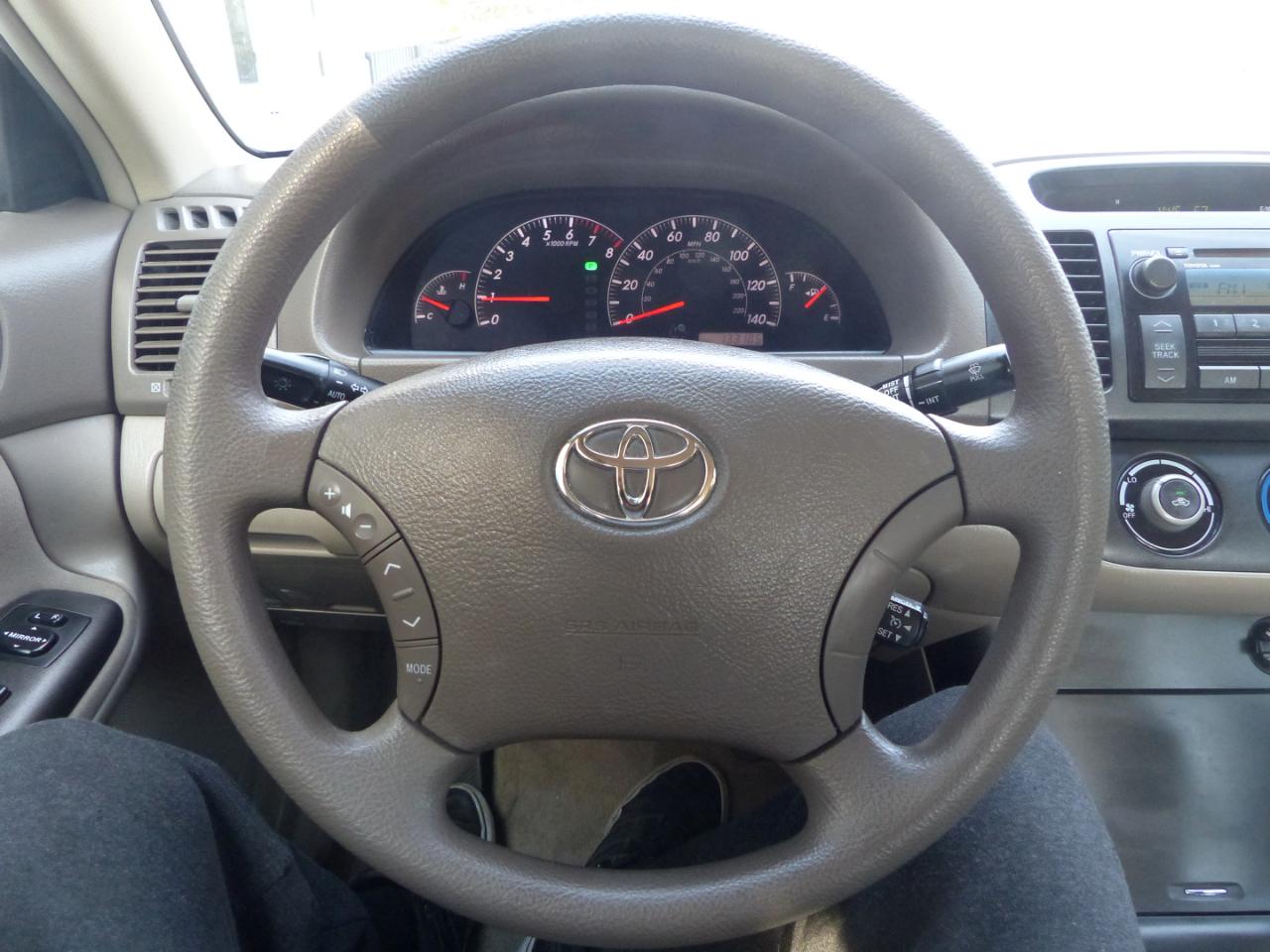 Toyota Camry LE 2005