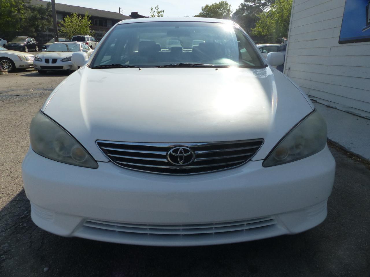 Toyota Camry LE 2005