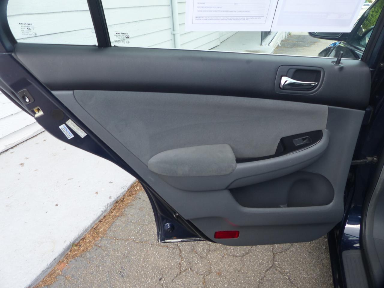 Honda Accord LX SE Sedan AT 2006