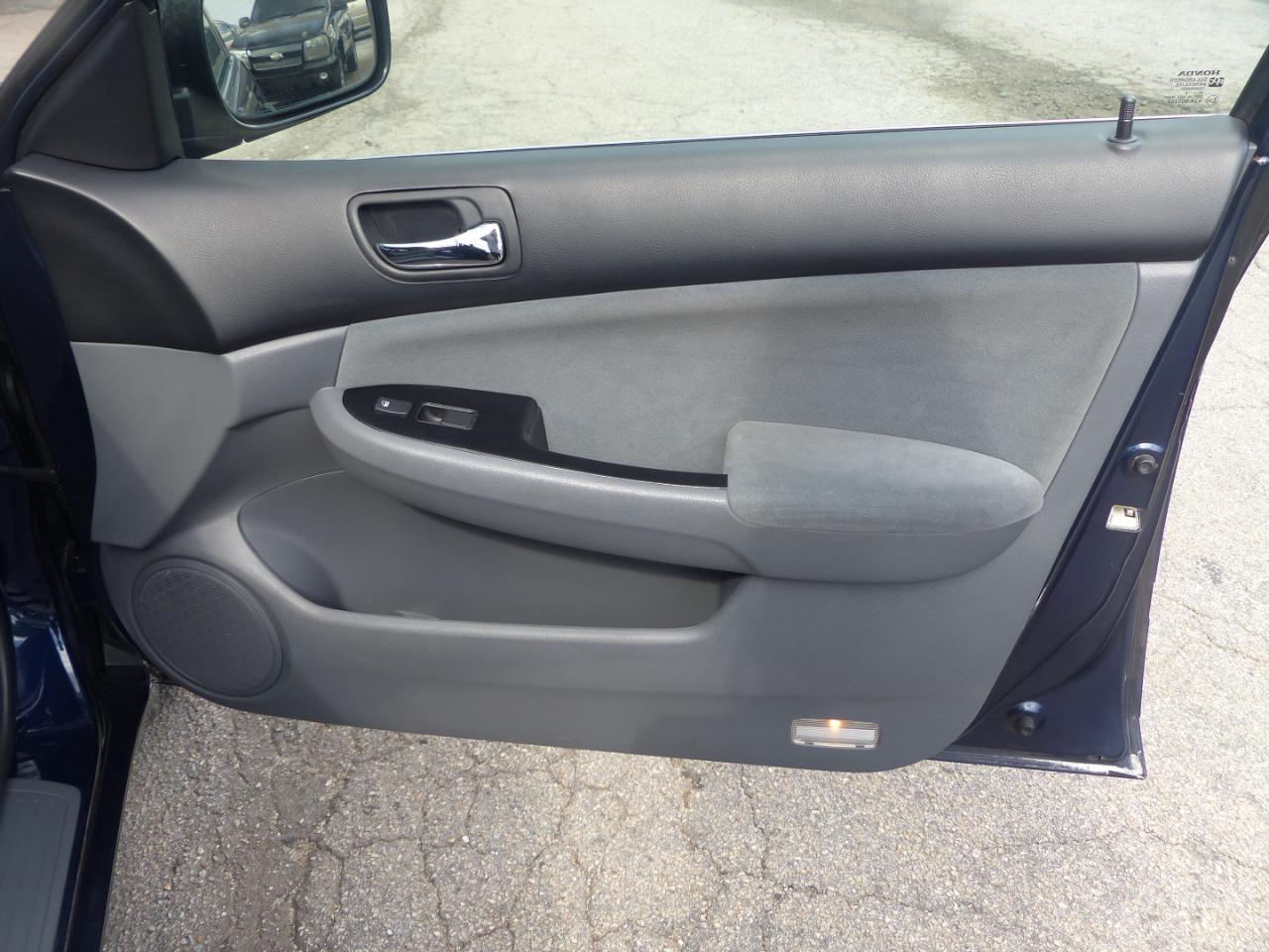 Honda Accord LX SE Sedan AT 2006