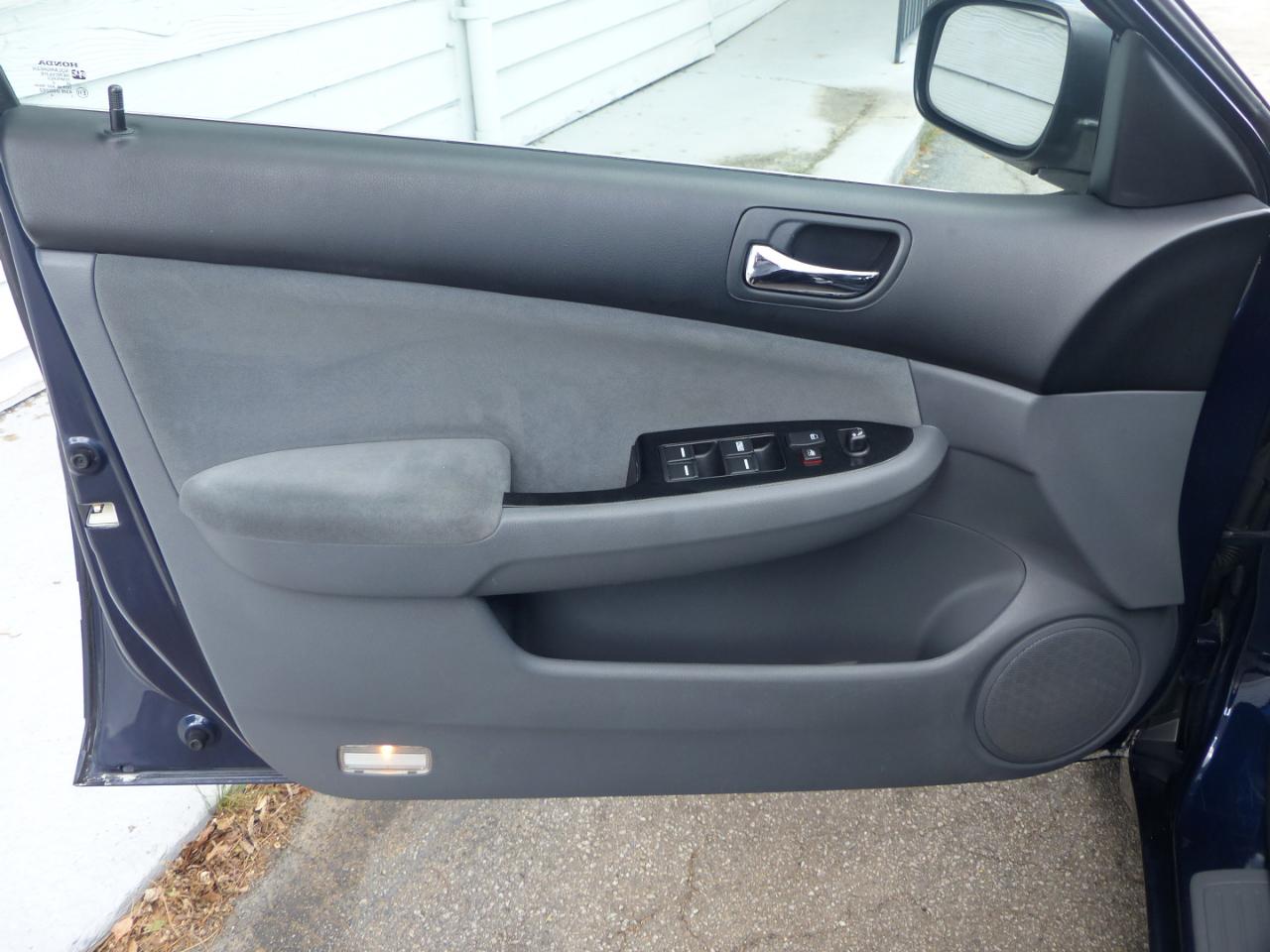 Honda Accord LX SE Sedan AT 2006