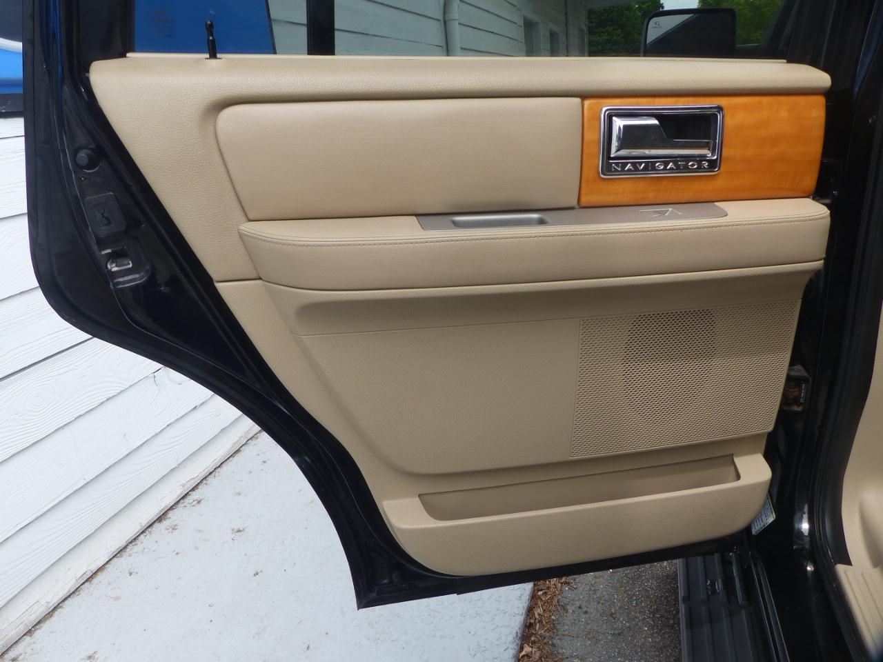 Lincoln Navigator 2WD 2008