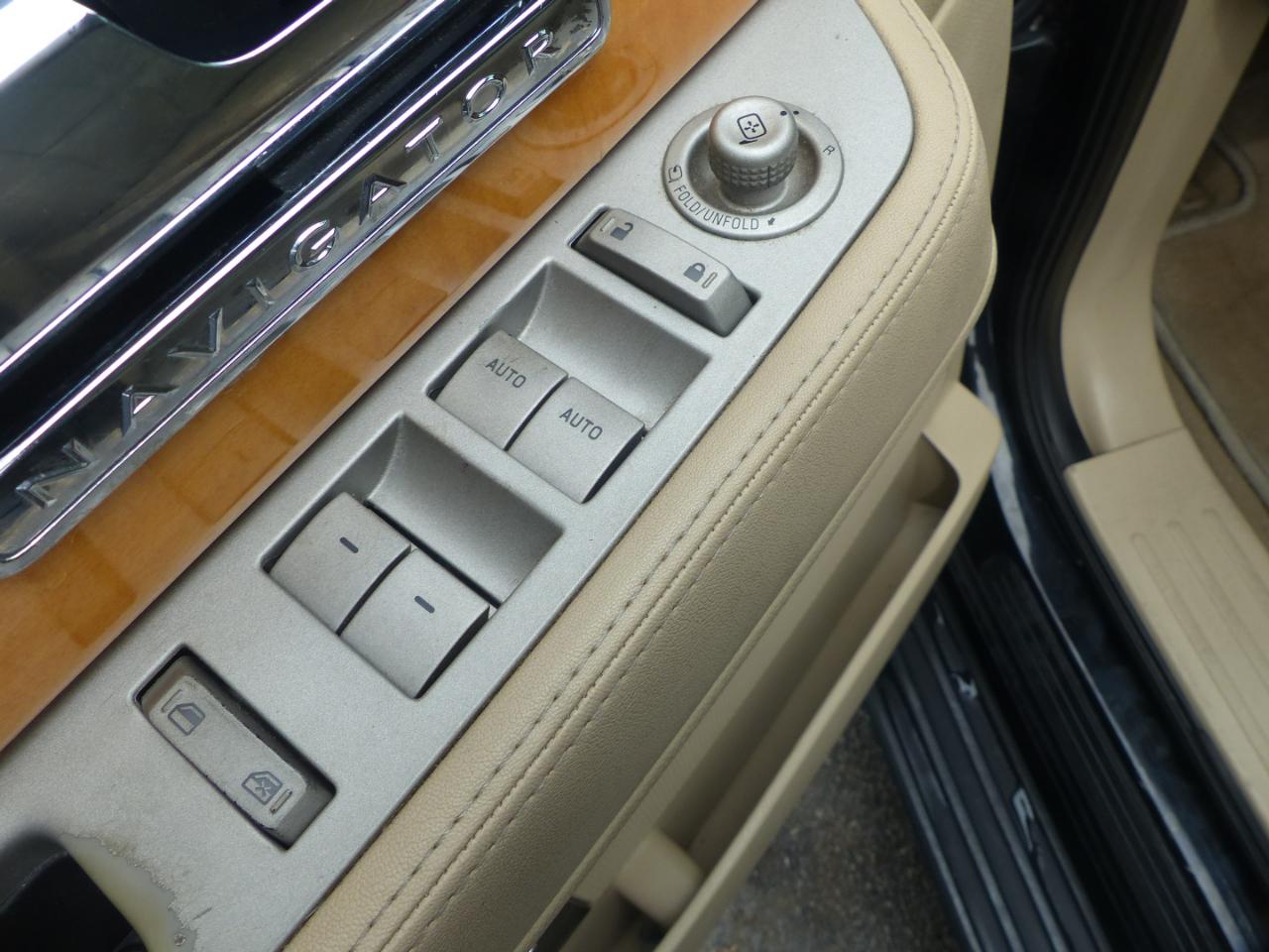 Lincoln Navigator 2WD 2008