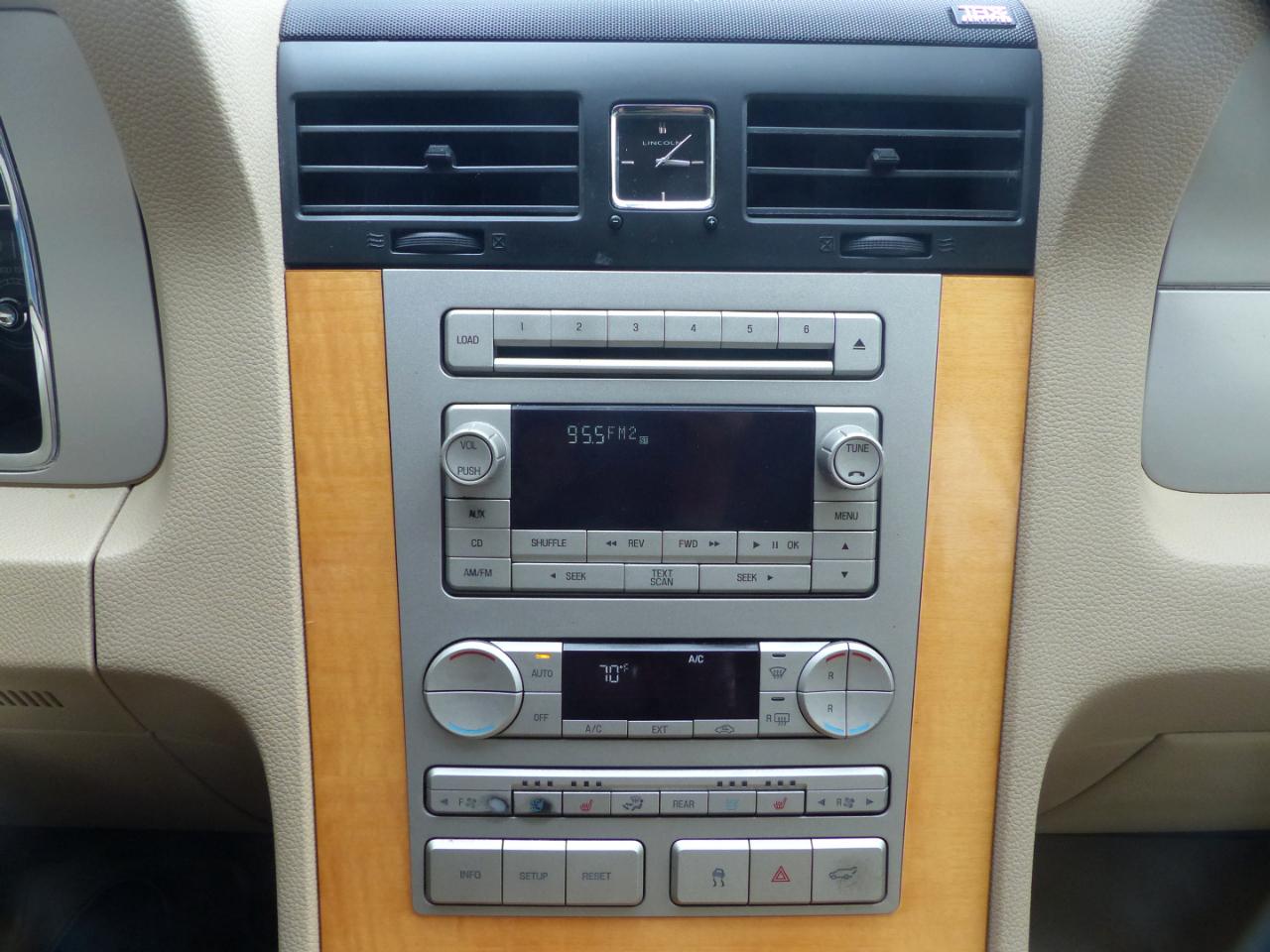 Lincoln Navigator 2WD 2008