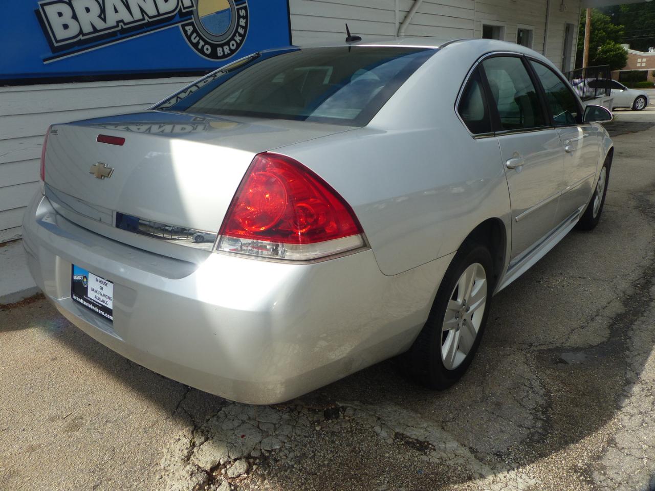 Chevrolet Impala LS 2011