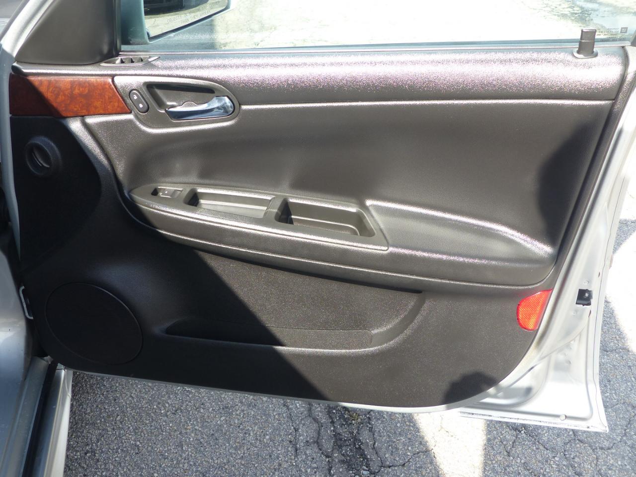 Chevrolet Impala LS 2011