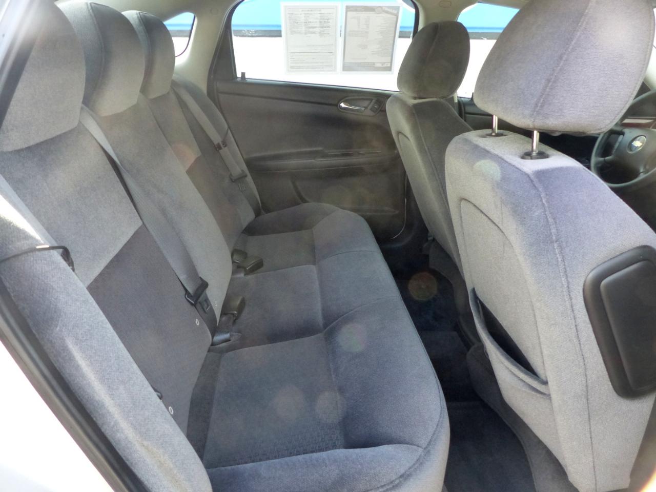 Chevrolet Impala LS 2011