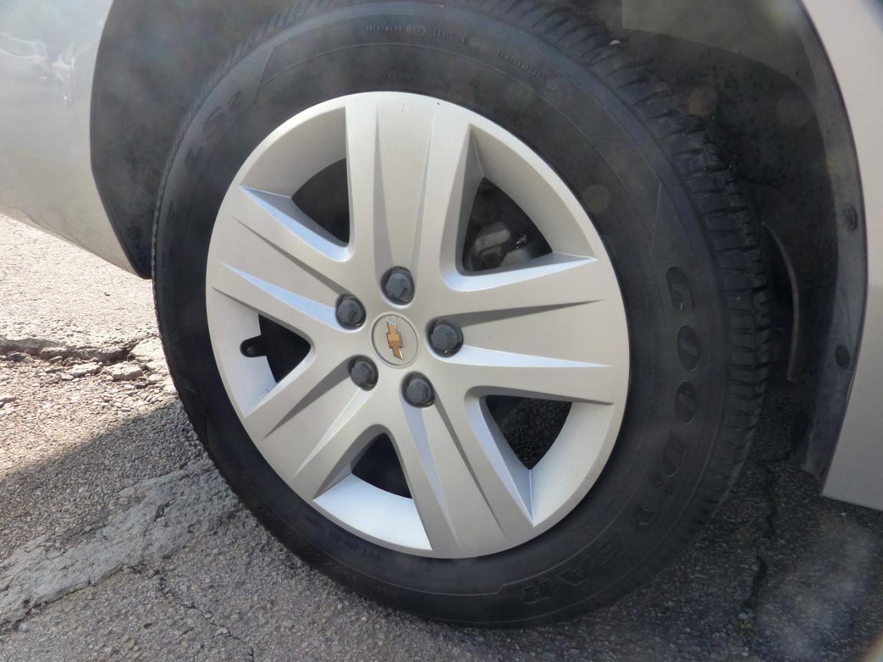 Chevrolet Impala LS 2011