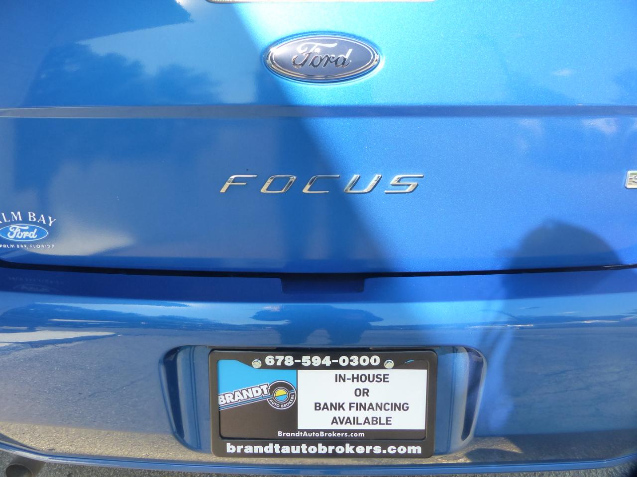 Ford Focus SE Sedan 2010