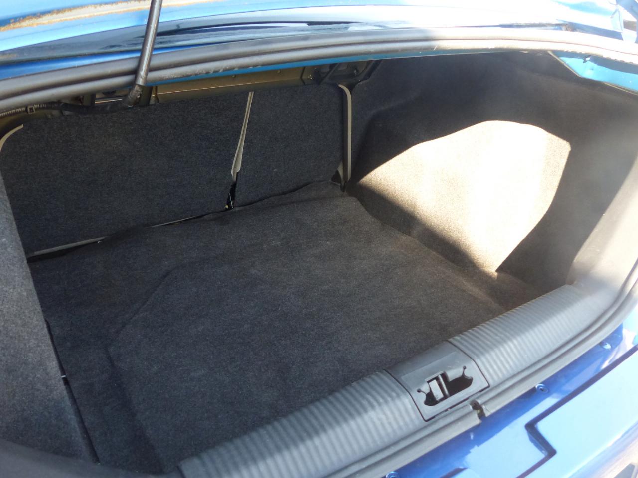 Ford Focus SE Sedan 2010