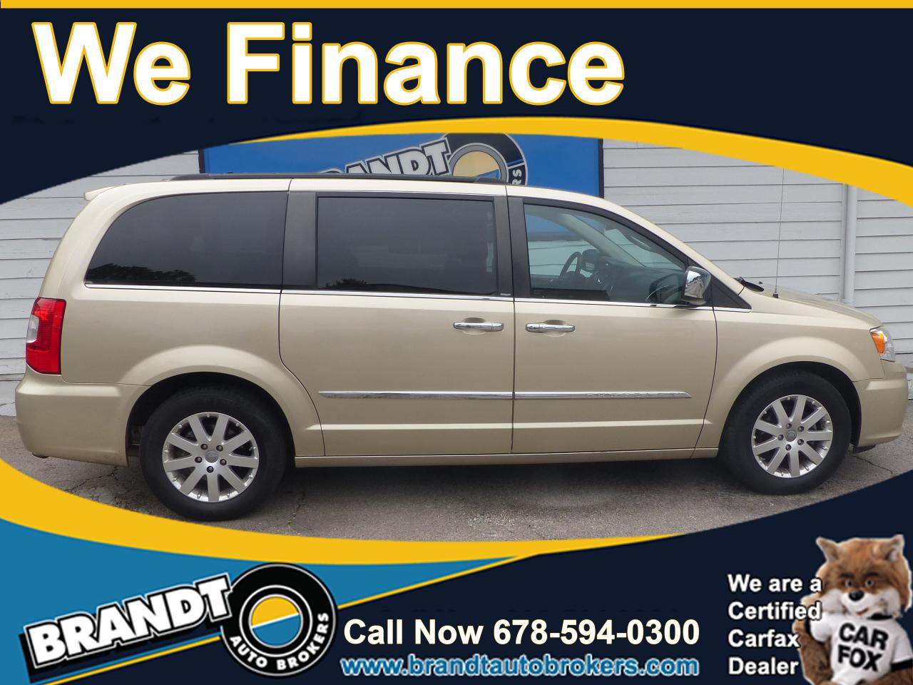 Chrysler Town & Country Touring-L 2011