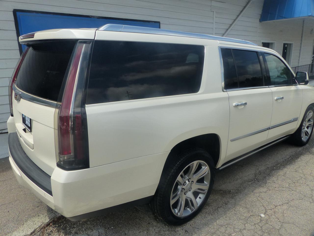 Cadillac Escalade ESV Premium 4WD 2015