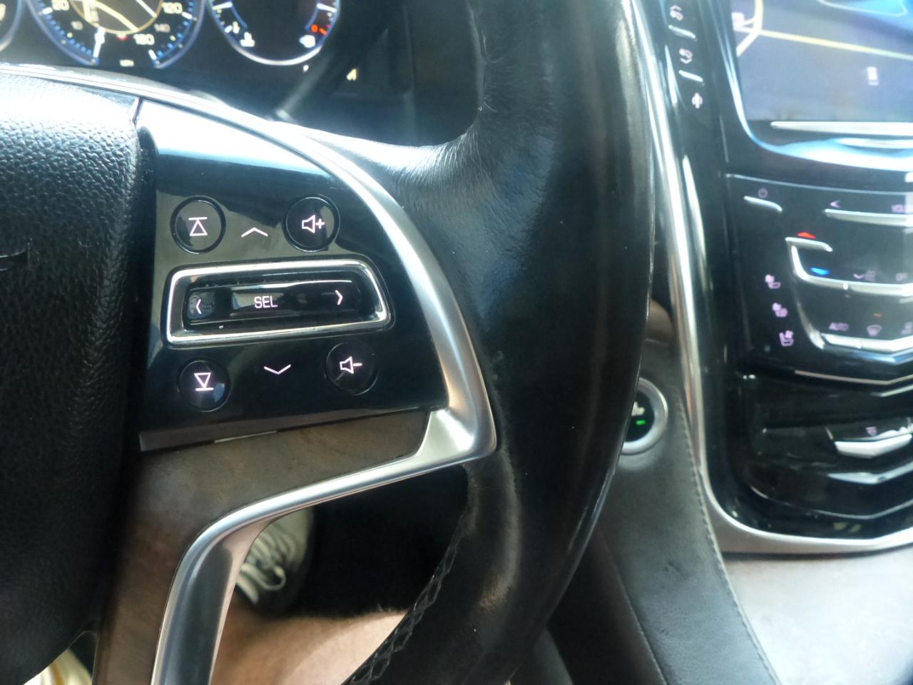 Cadillac Escalade ESV Premium 4WD 2015