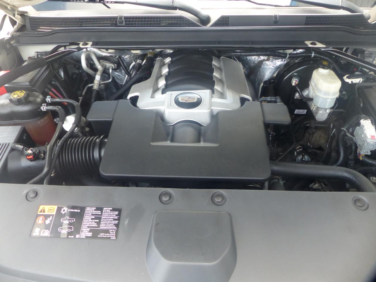 Cadillac Escalade ESV Premium 4WD 2015