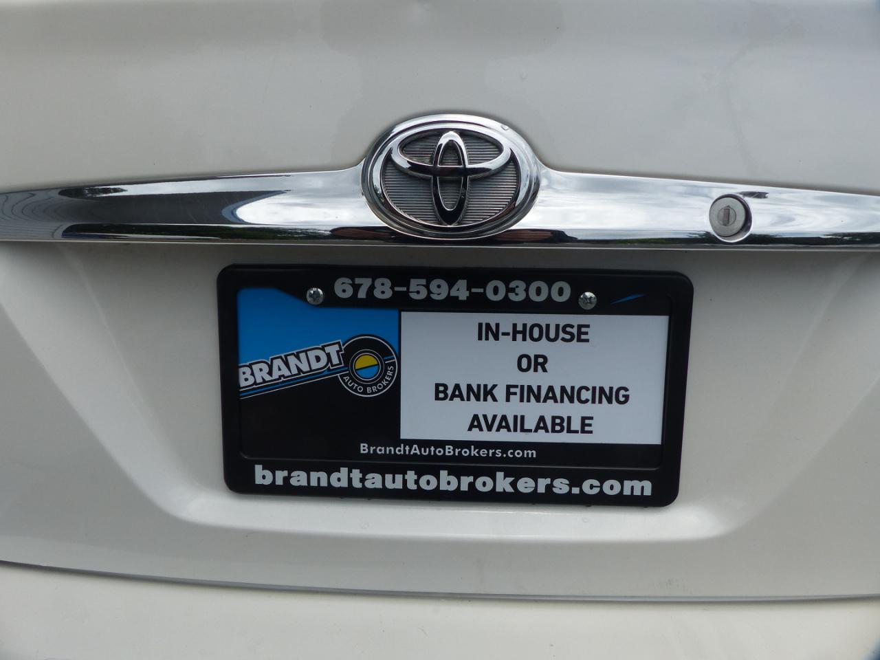 Toyota Avalon XL 2004