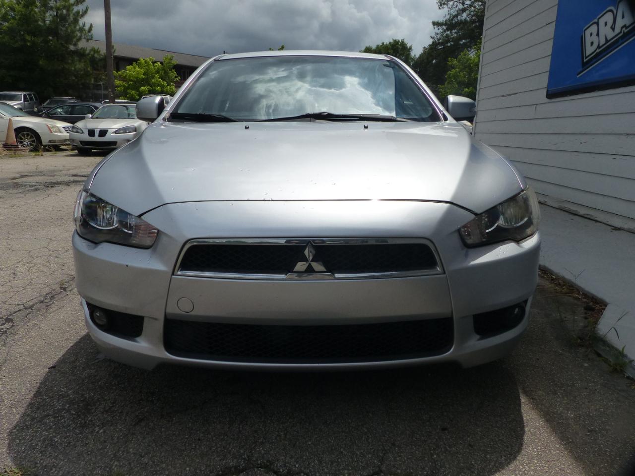 Mitsubishi Lancer ES CVT 2015