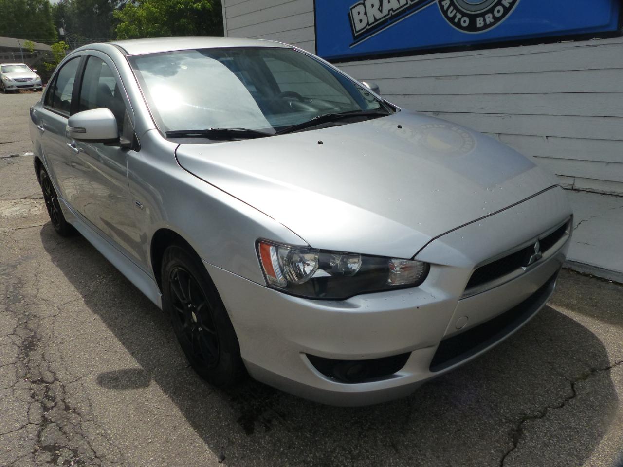 Mitsubishi Lancer ES CVT 2015