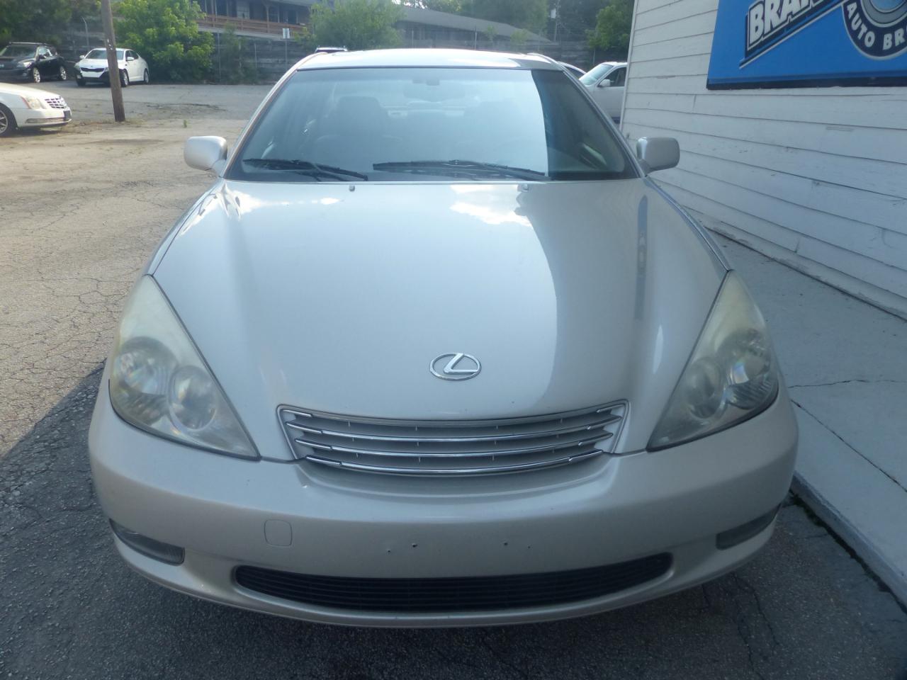 Lexus ES 330 Sedan 2004