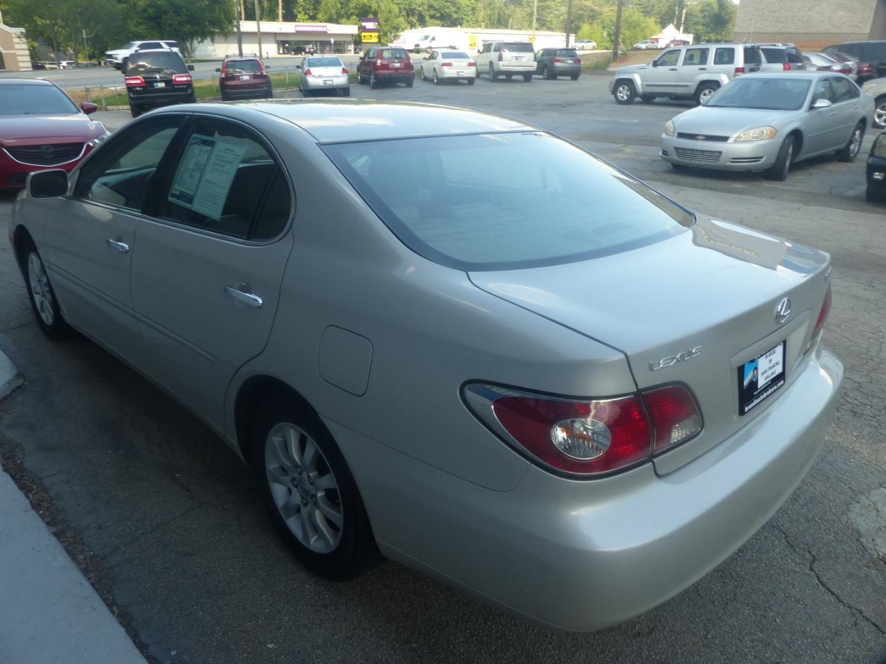 Lexus ES 330 Sedan 2004