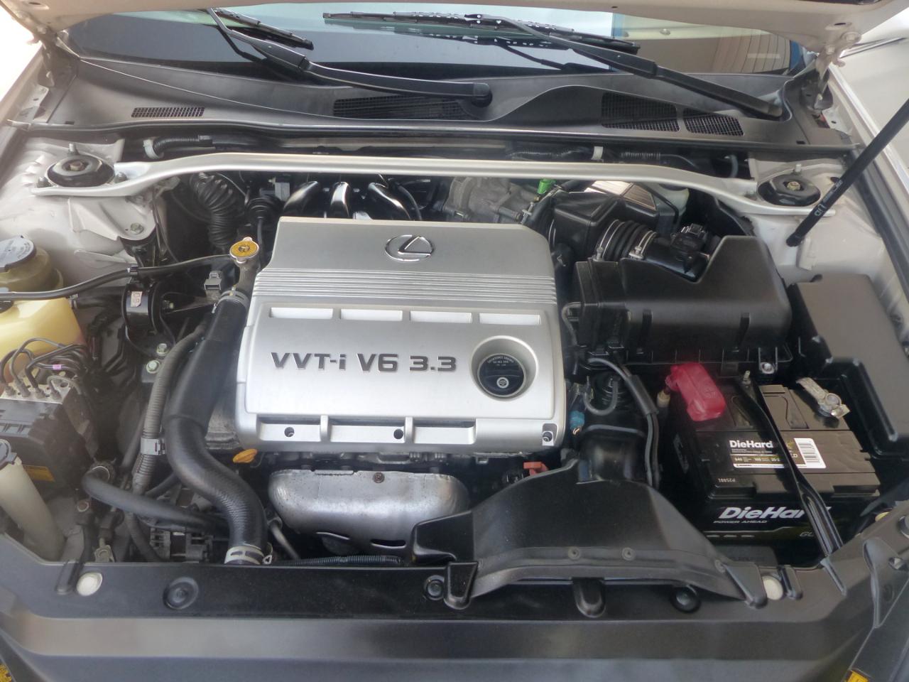 Lexus ES 330 Sedan 2004