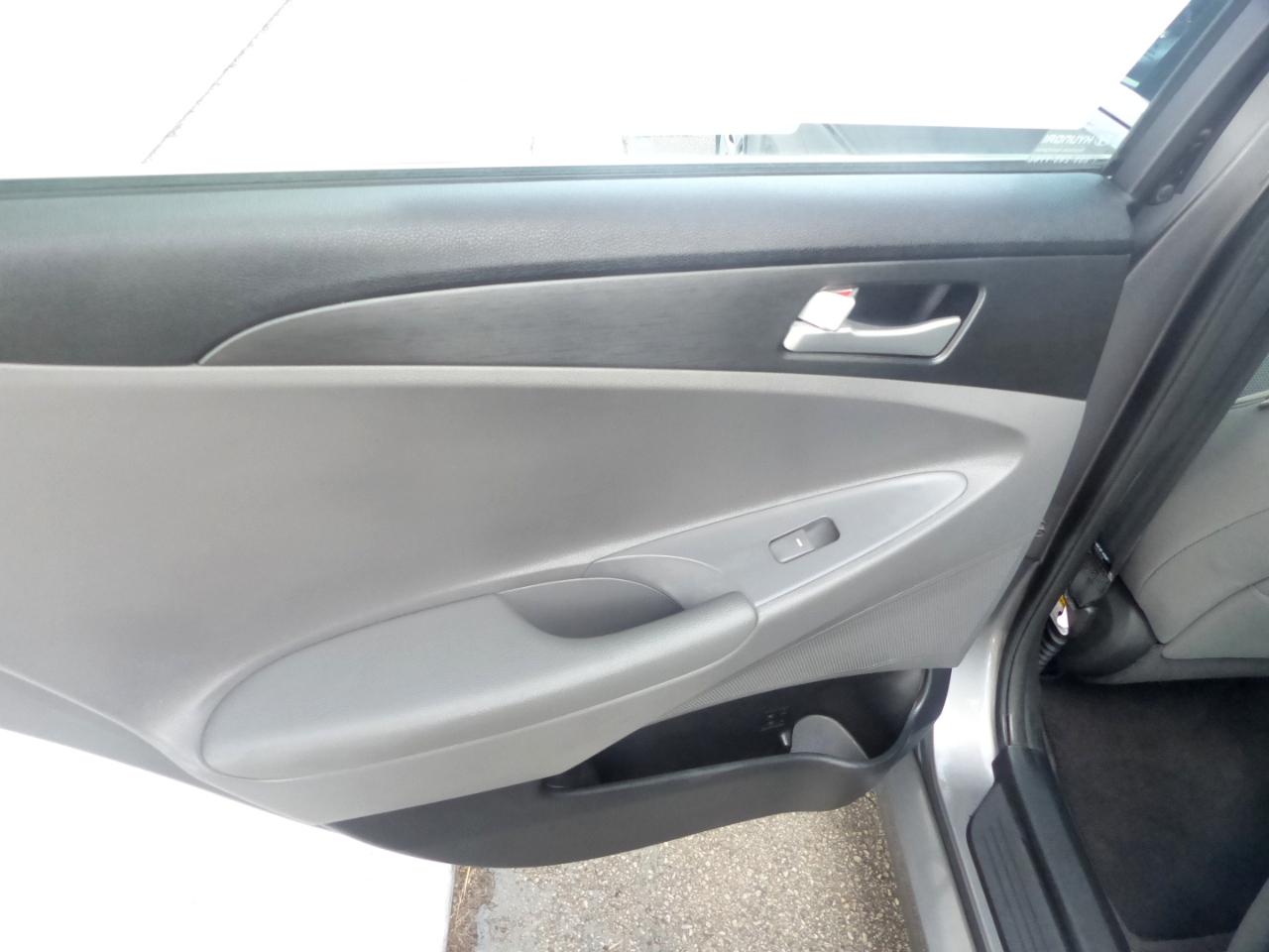 Hyundai Sonata GLS Auto 2011