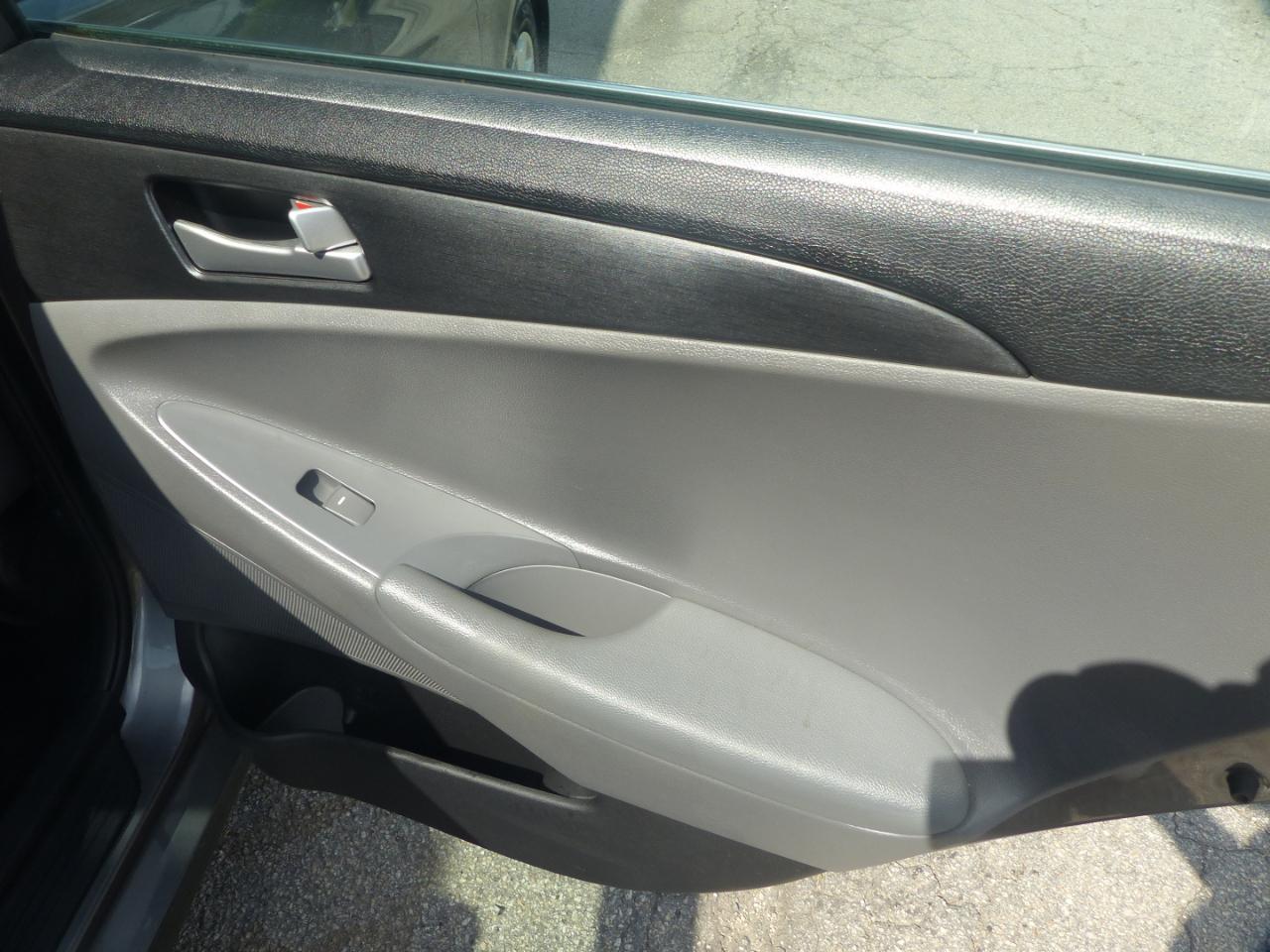 Hyundai Sonata GLS Auto 2011
