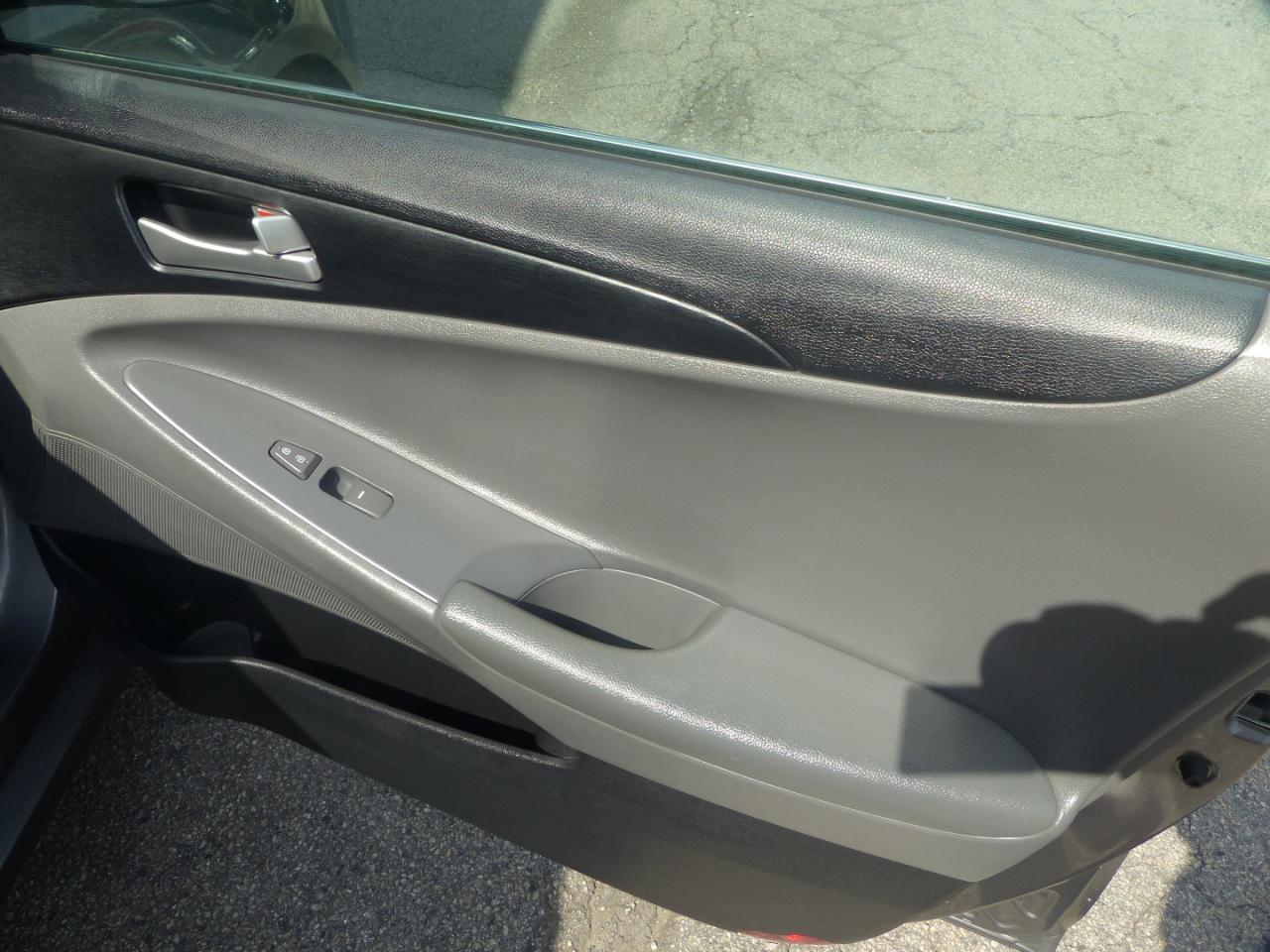Hyundai Sonata GLS Auto 2011