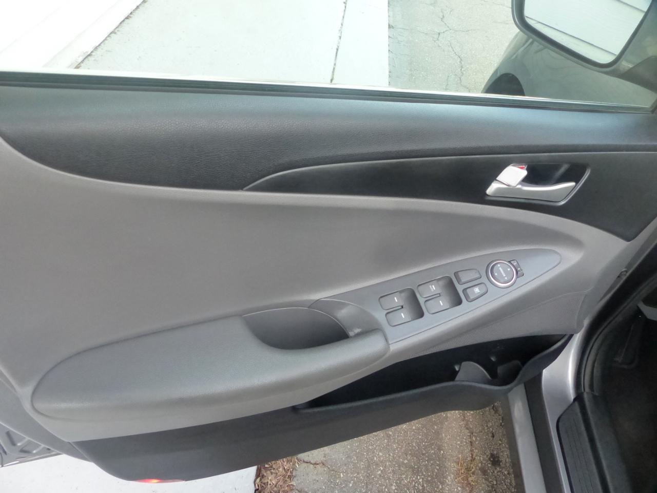 Hyundai Sonata GLS Auto 2011