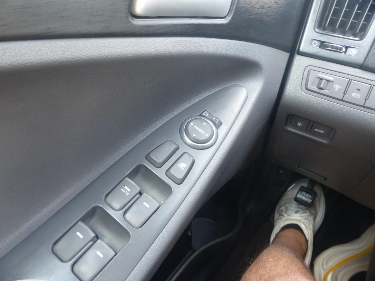 Hyundai Sonata GLS Auto 2011