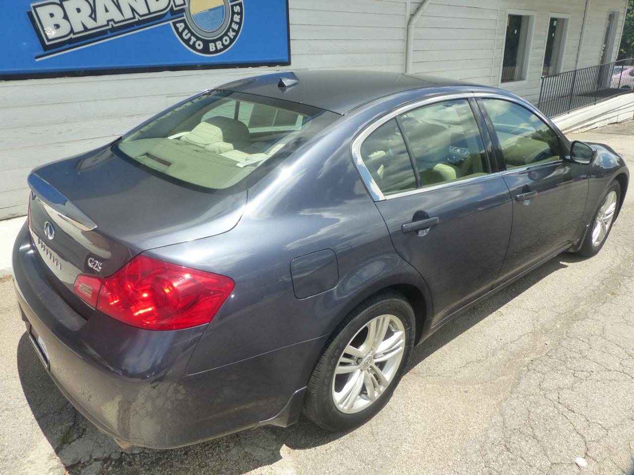 Infiniti G Sedan G25 2011