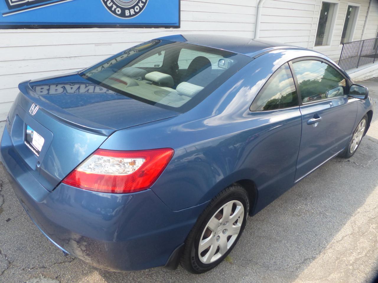 Honda Civic LX Coupe AT 2009