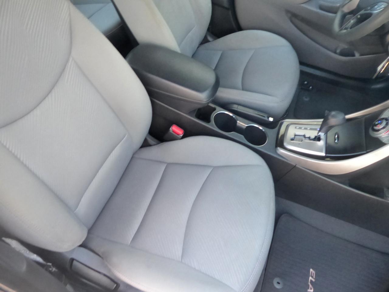 Hyundai Elantra GLS A/T 2013