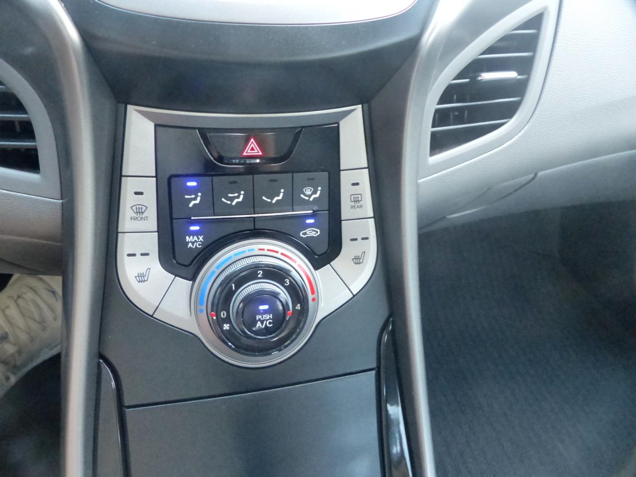 Hyundai Elantra GLS A/T 2013